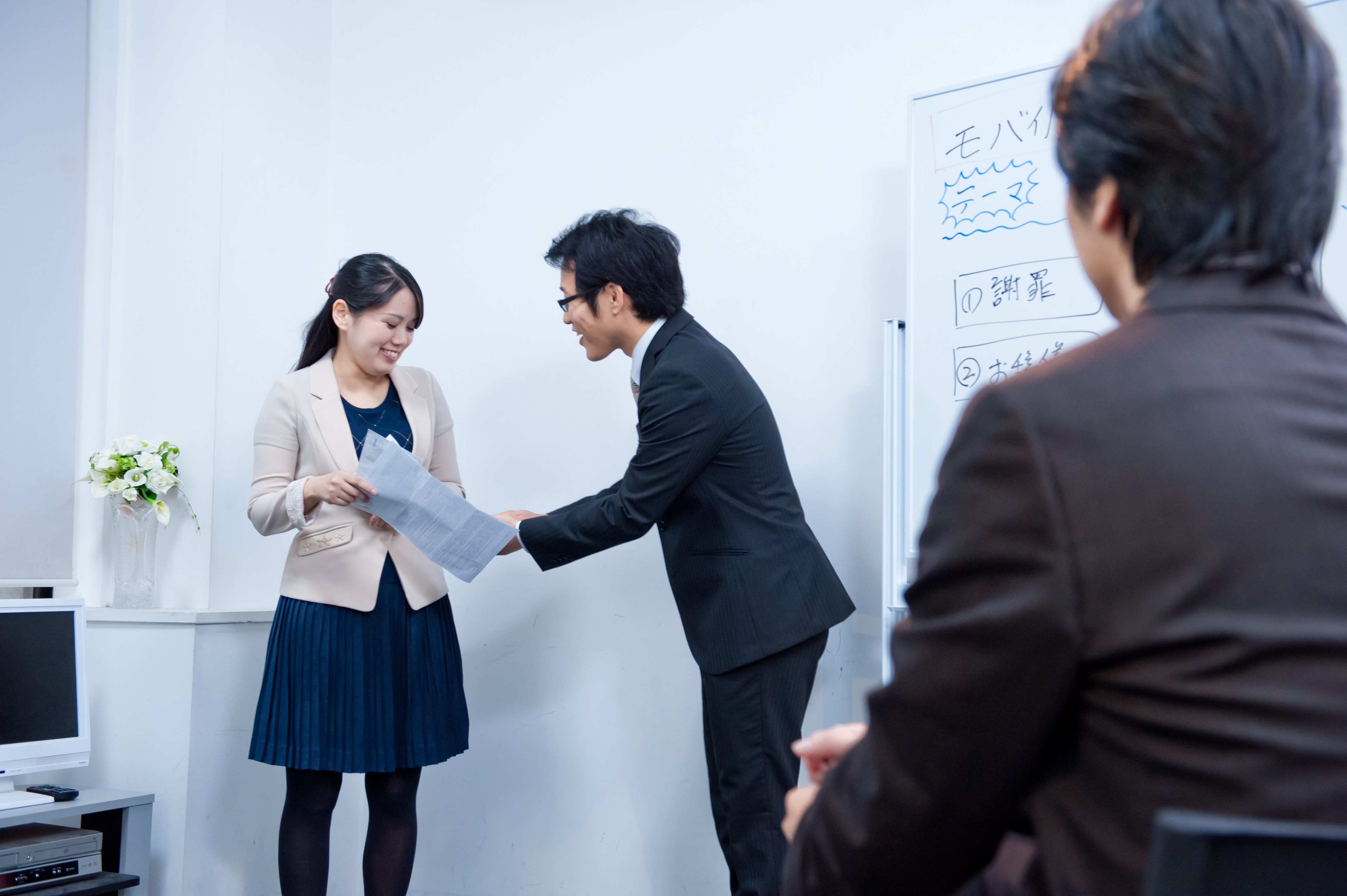 �o�D�����Z�͂𑶕��ɐ������Ȃ���A�Љ�v�����āA�����𓾂�B�ŋ��ŐH�ׂĂ�����I